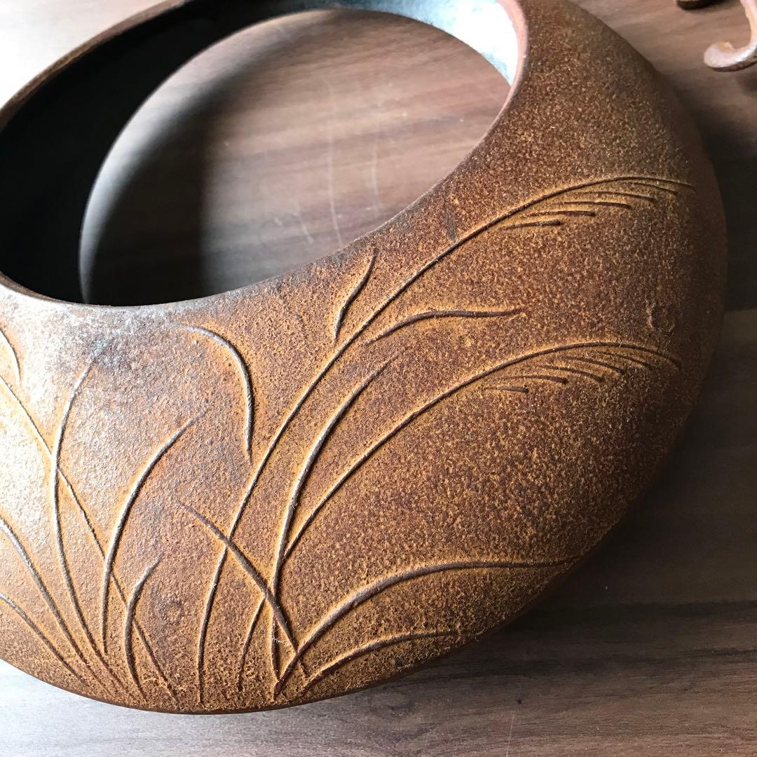 金属製　満月　花器