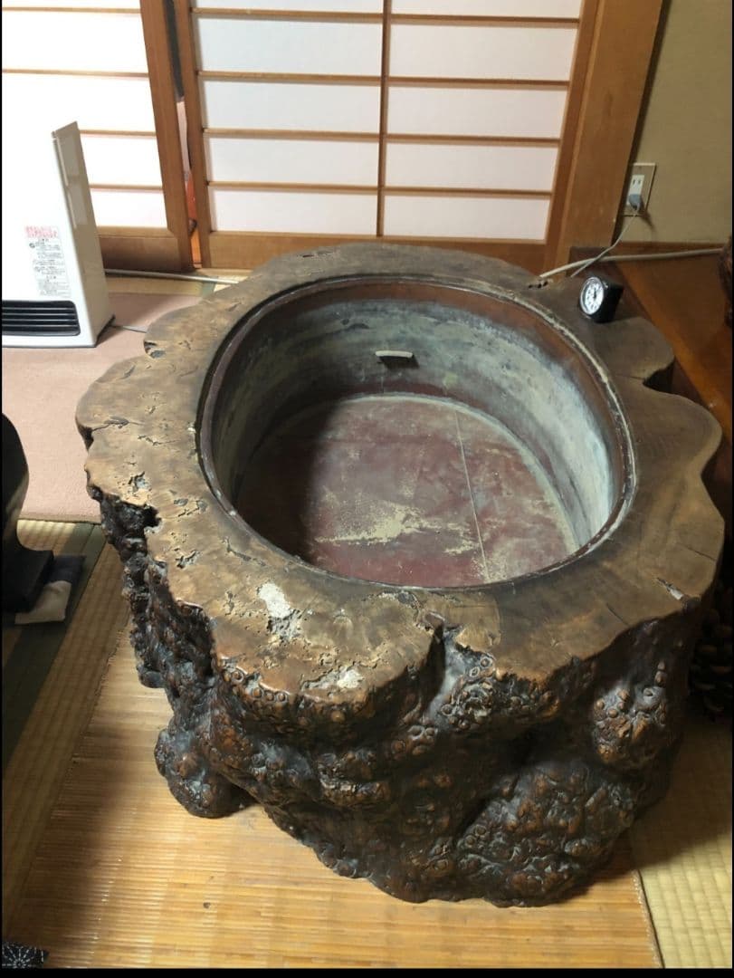 囲炉裏　火鉢　キャンプ　焚き火台　山小屋　個人所有