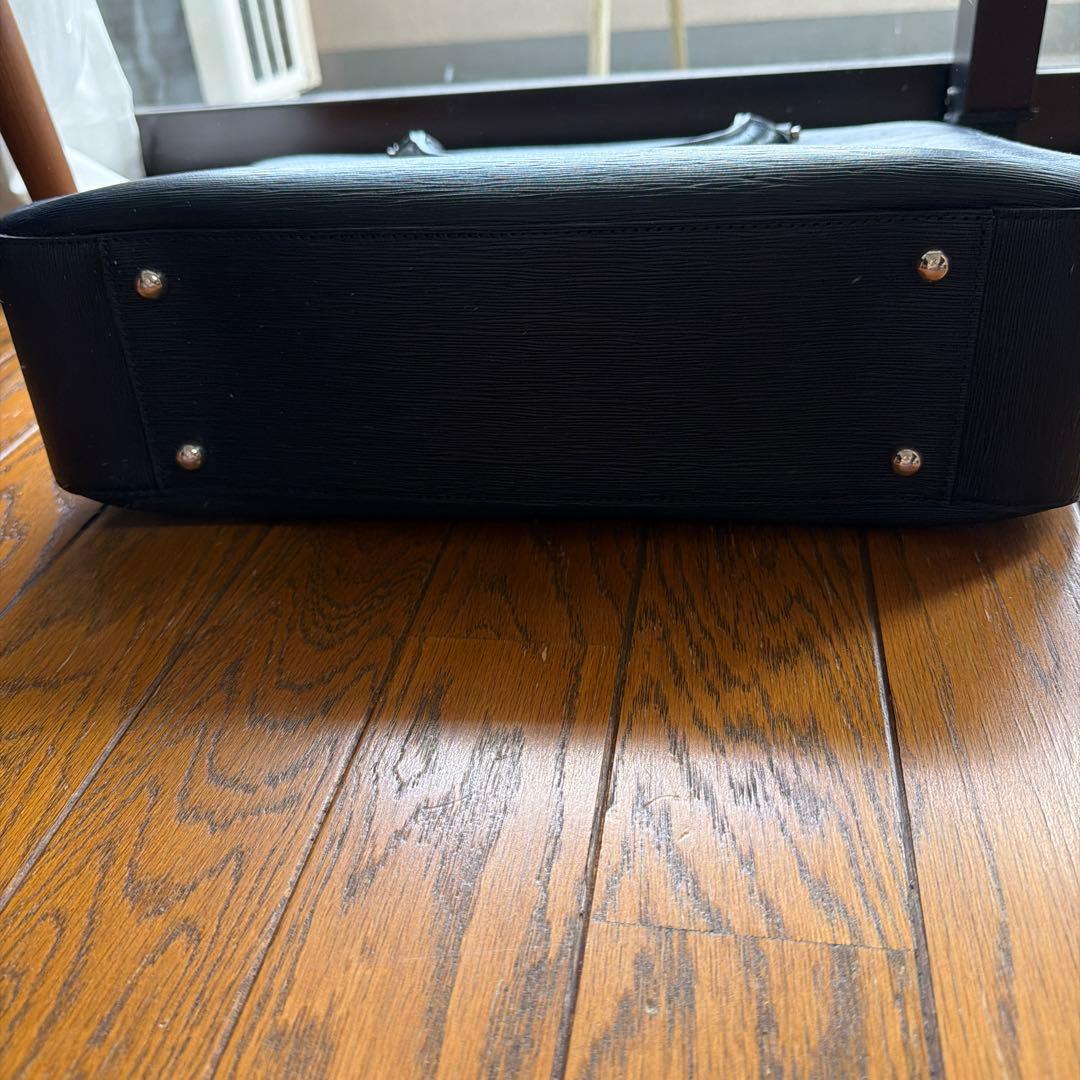 ペッレモルビダ キャピターノ 2way ブリーフケース