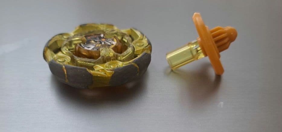 ベイブレードX　ウィザードロッド メタルコート　ゴールド+ビット