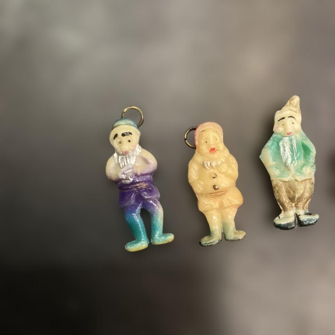 1930-40年代　セルロイドチャーム \"白雪姫と7人? の小人\"