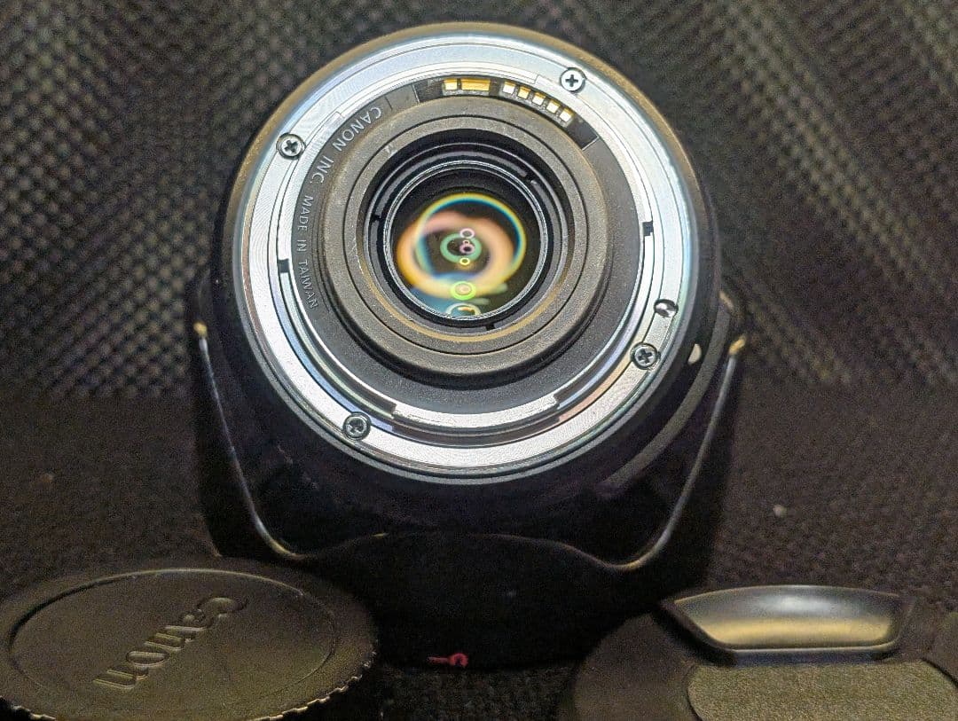 Canon EF-S15-85mm F3.5-5.6 IS USM（フード付）