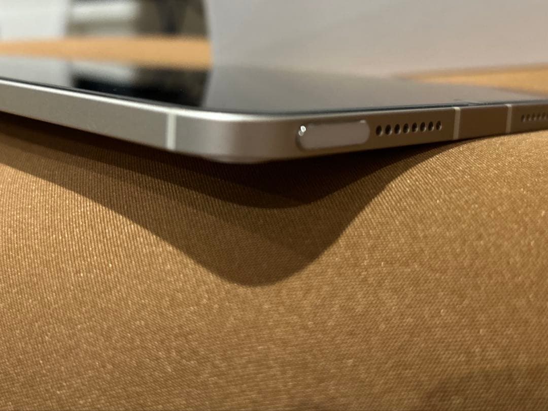 iPad mini6 cellularモデル 256GB スターライト