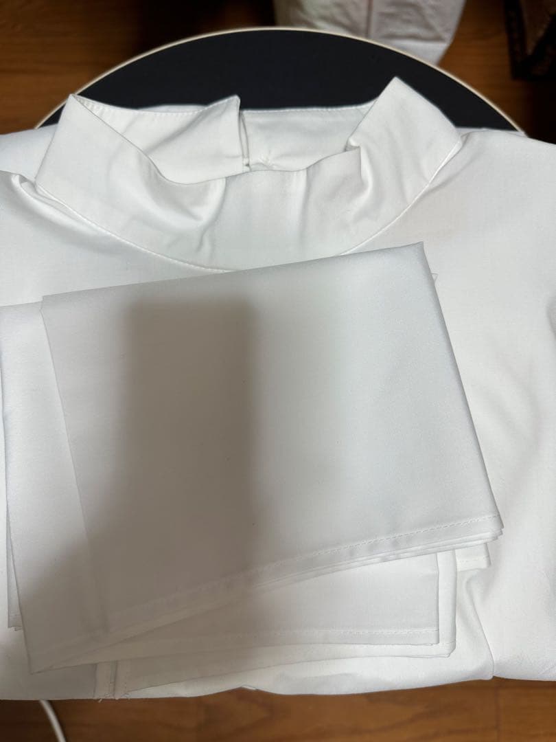 美品　heve.ベイブ　バルーンボウタイブラウス　白色　受注商品