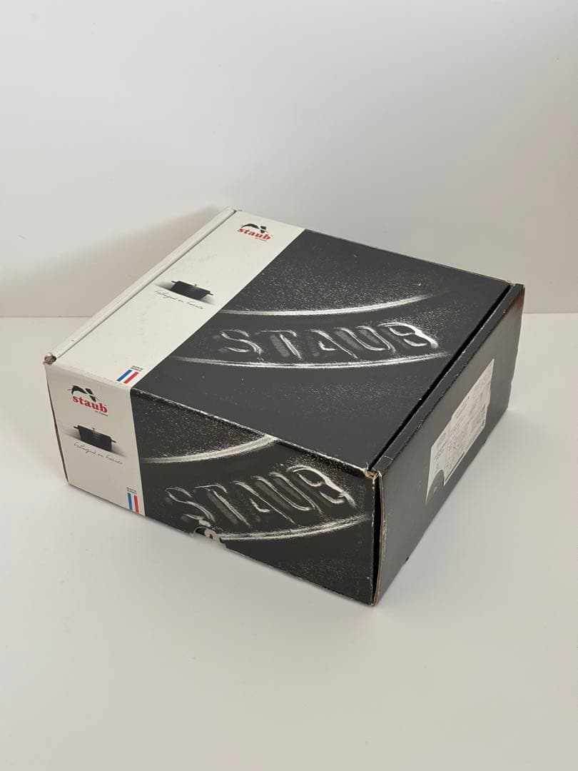 ストウブ ココット ラウンド 黒 26cm staub