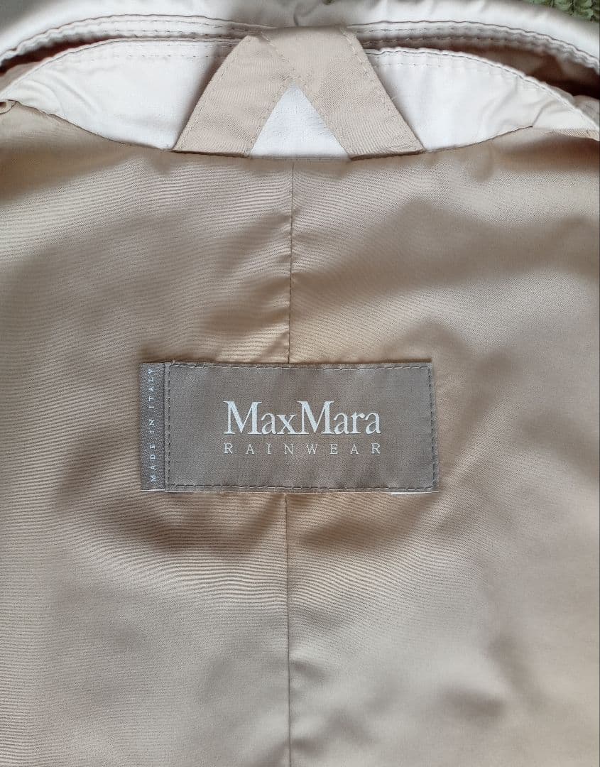 【新品未使用】MaxMara レインコート　ベージュ