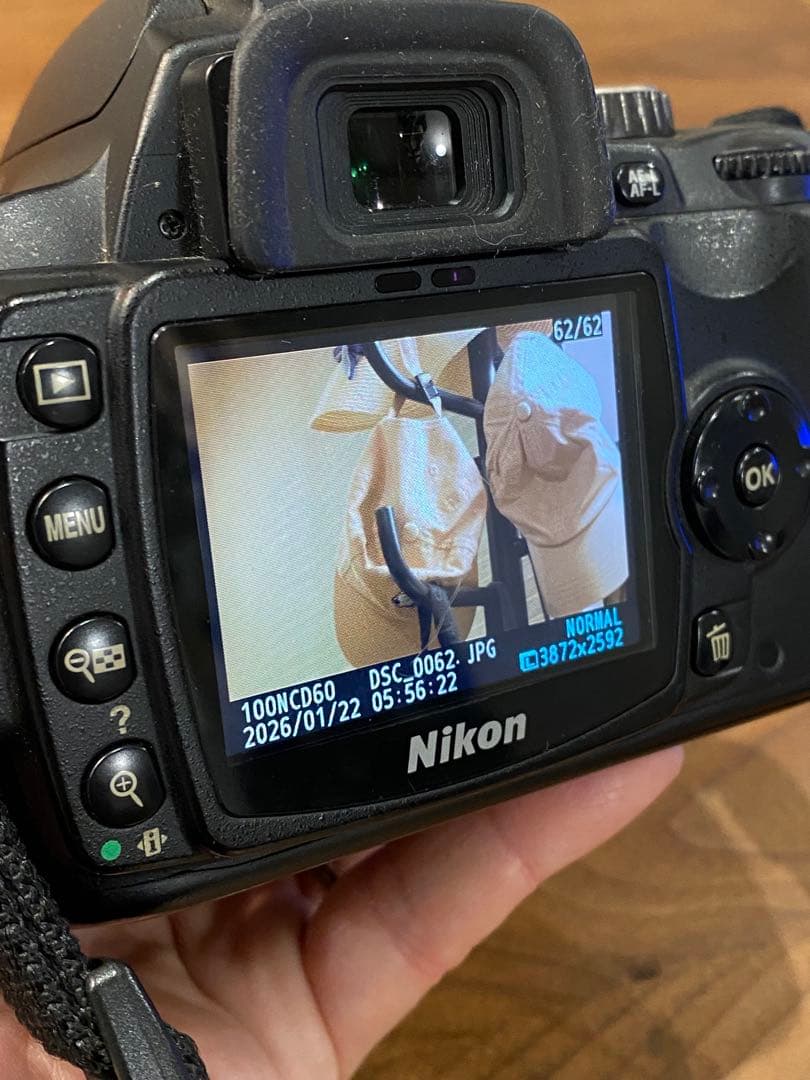 Nikon D60 CCDデジタル一眼　動作品　35-70 AFニッコールレンズ