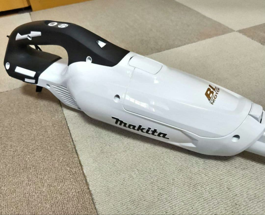 美品【土日限定お値下げ】マキタ掃除機CL282FD 18vバッテリー/急速充電器