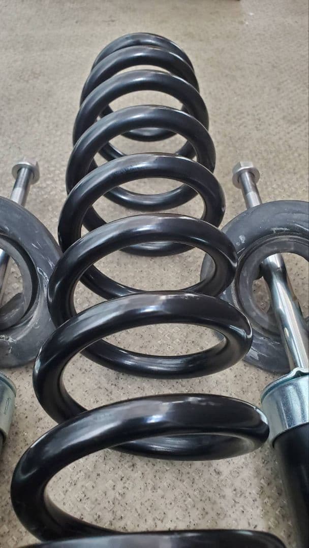 福岡 引き取り希望 純正 サスペンショントヨタ クラウン ハイブリッド 後期