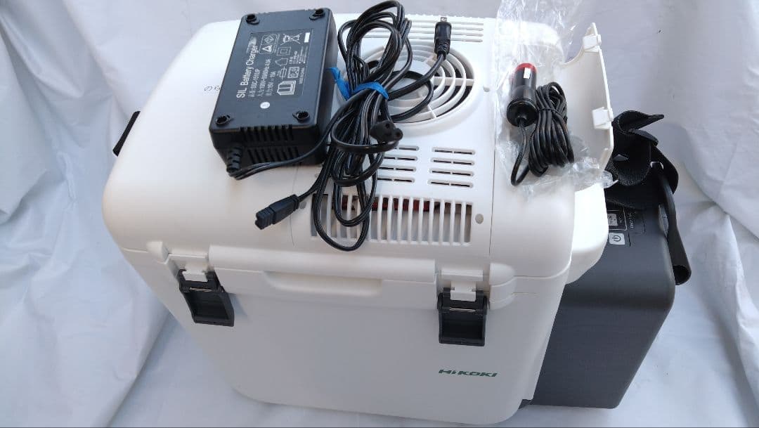 HiKOKI コードレス冷温庫 UL 18DA (XM)