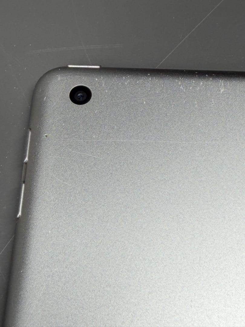 【お得！】iPad 第6世代　Wi-Fiモデル