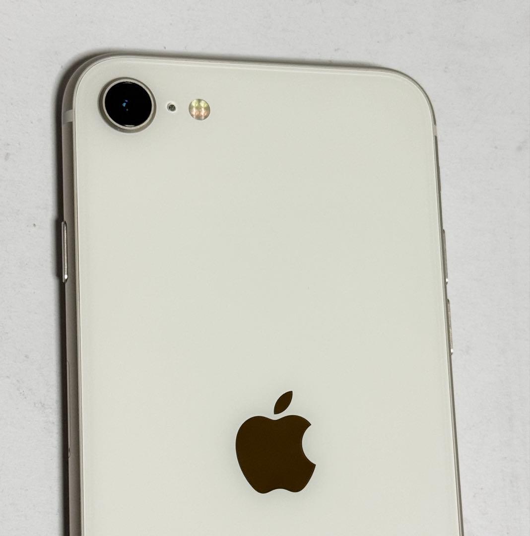 未使用に近い　バッテリー最大容量100%　iPhone SE 第3世代 64GB