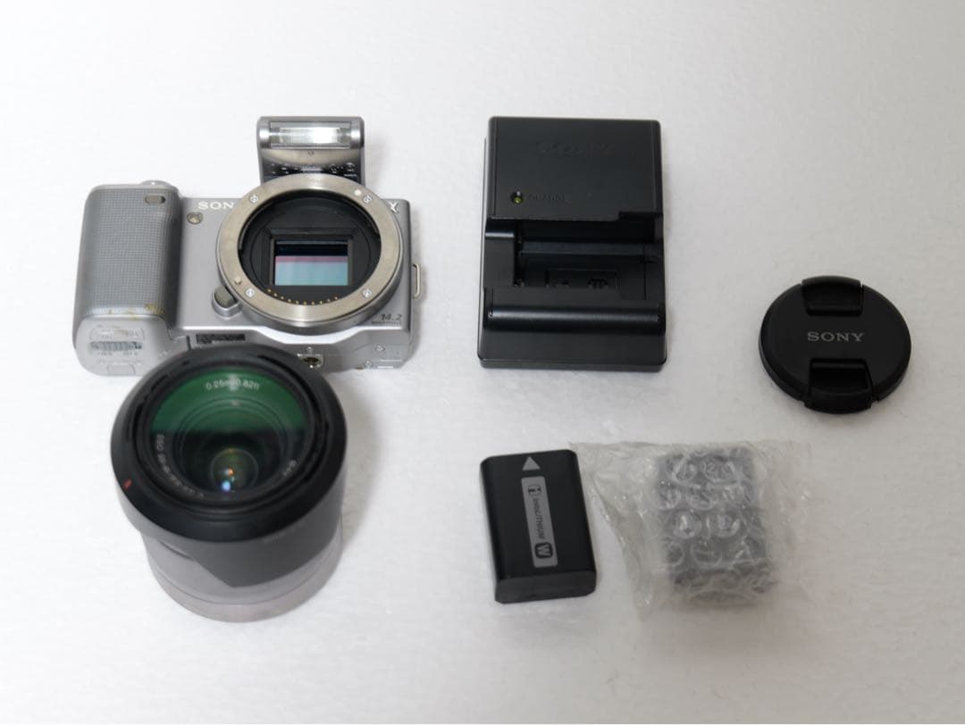 ソニー ミラーレス一眼カメラ NEX-5 レンズ付き 動作確認済み