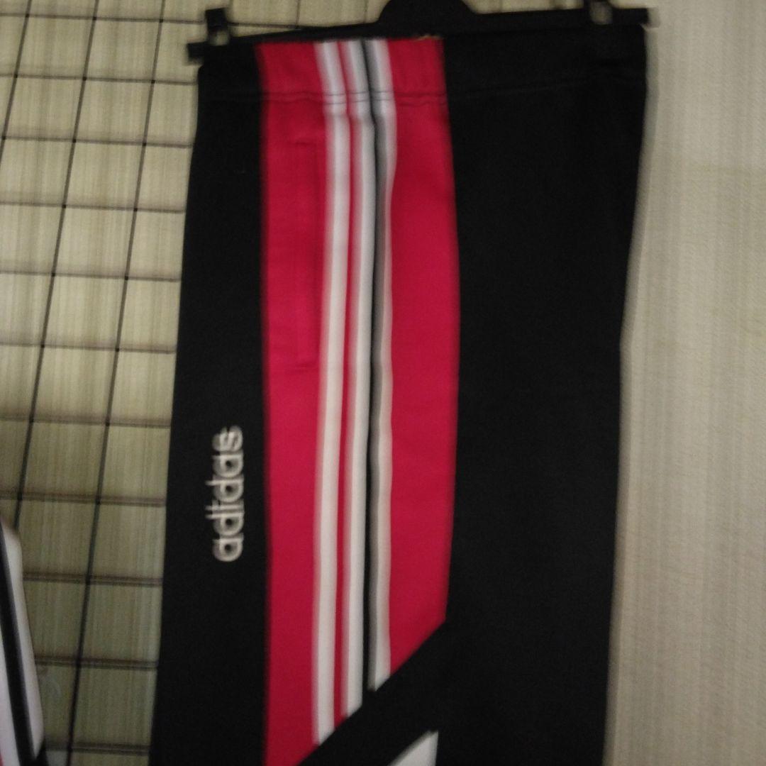 adidas ジャージ 黒/赤 ストライプ