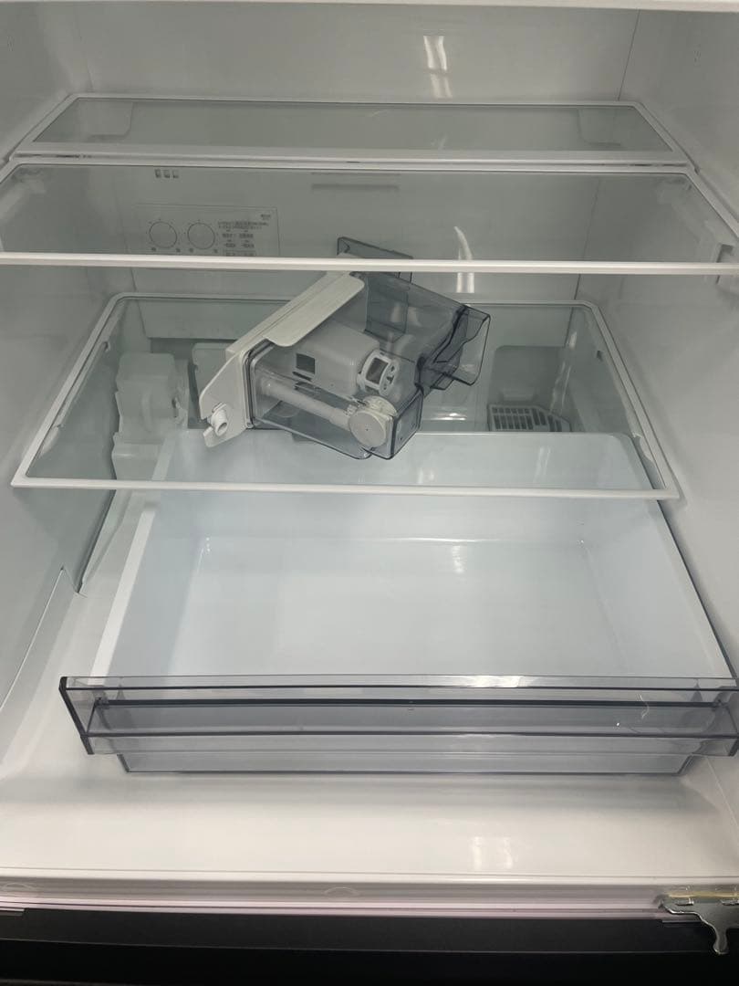 東芝 GR-V36SC(KZ) 3ドア　冷蔵庫 356L ブラック　24年製