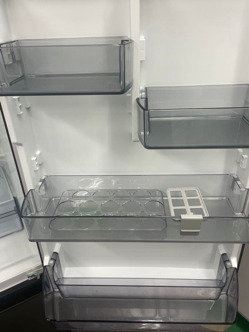 東芝 GR-V36SC(KZ) 3ドア　冷蔵庫 356L ブラック　24年製