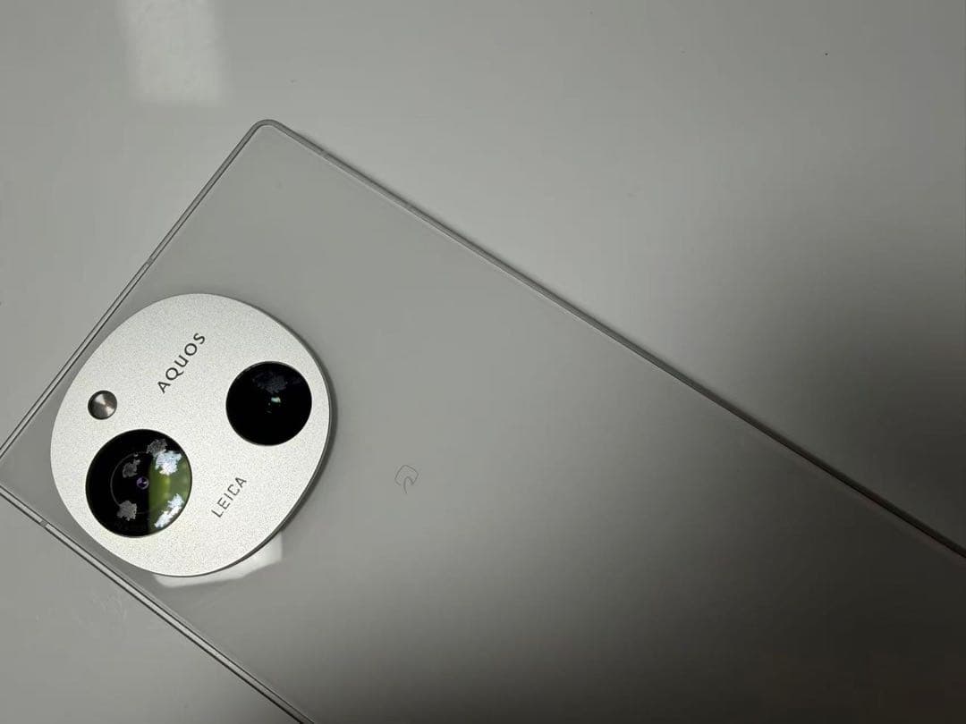 Aquos R9 docomo SH-51E SIMフリー 256GB ホワイト