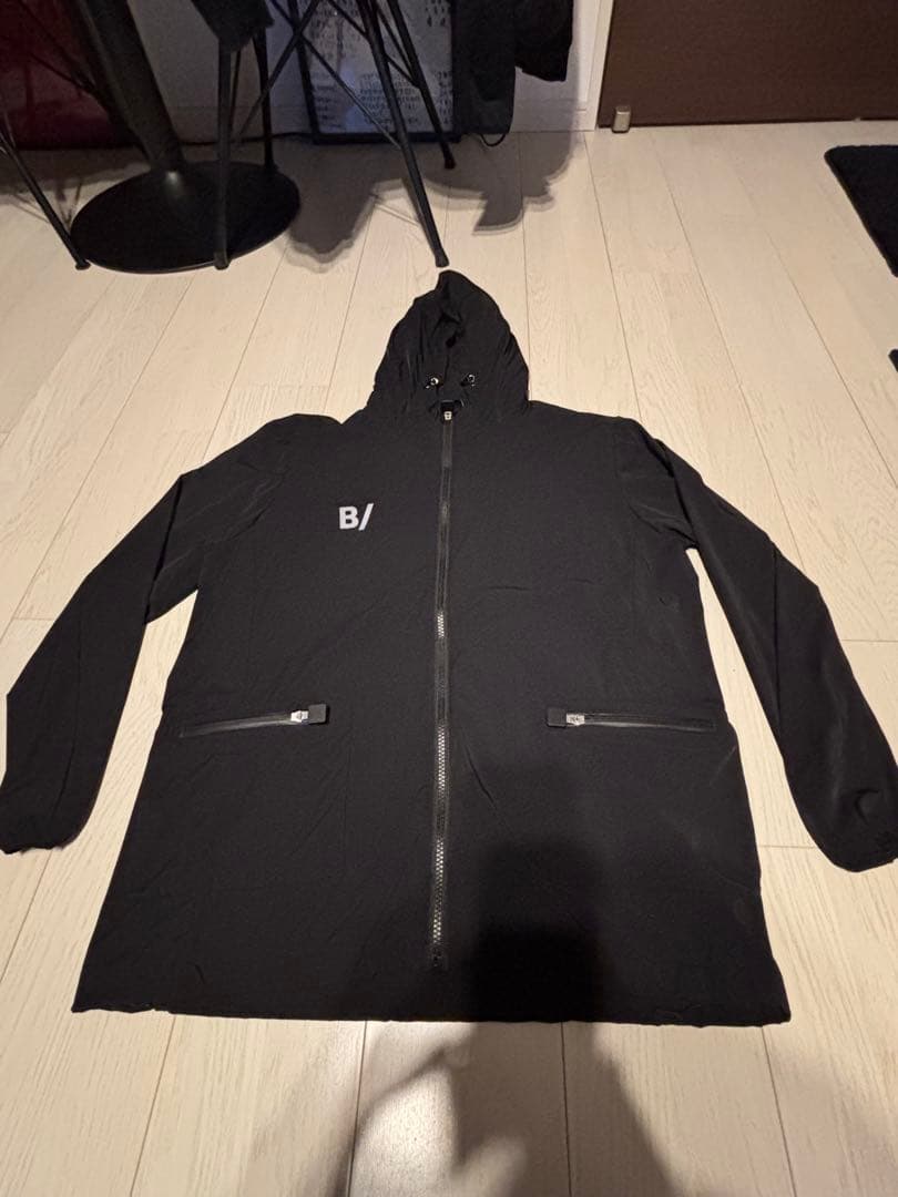 B/ ビースラッシュ　ジップパーカー　ハーフパンツ