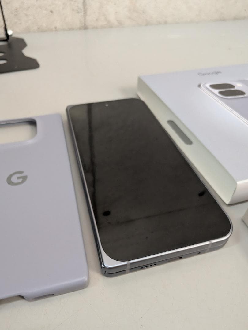 Google Pixel 10 Pro Fold 512GB 本体 ケース付き