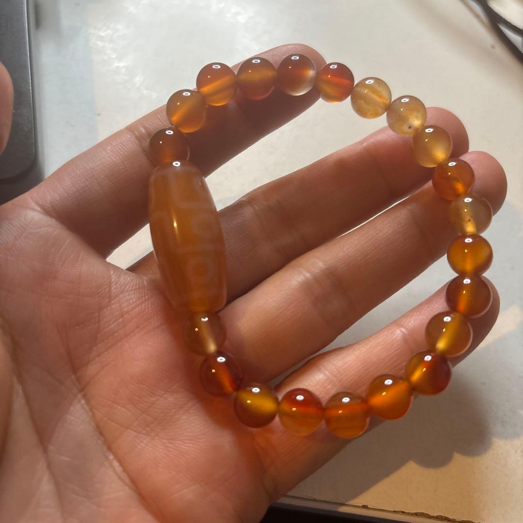 めちゃくちゃ綺麗！おすすめ！希少！高品質！老玉髄オレンジ九眼天珠！