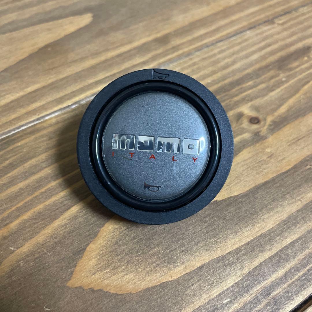 MOMO RACE 32パイ ホーンボタン リング ボルト付き