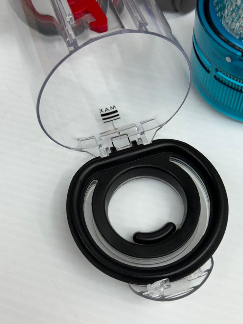 美品　2022年製　ダイソン　掃除機　SV21 本体　ミニヘッド　充電器　セット