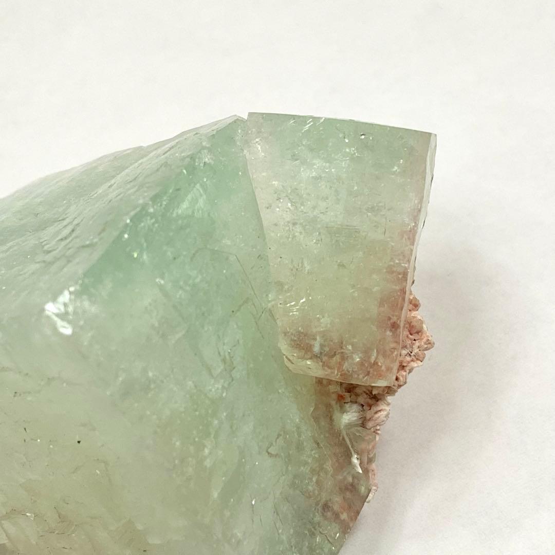 グリーンアポフィライト　魚眼石　鉱物標本　原石鉱石　天然石ストーン