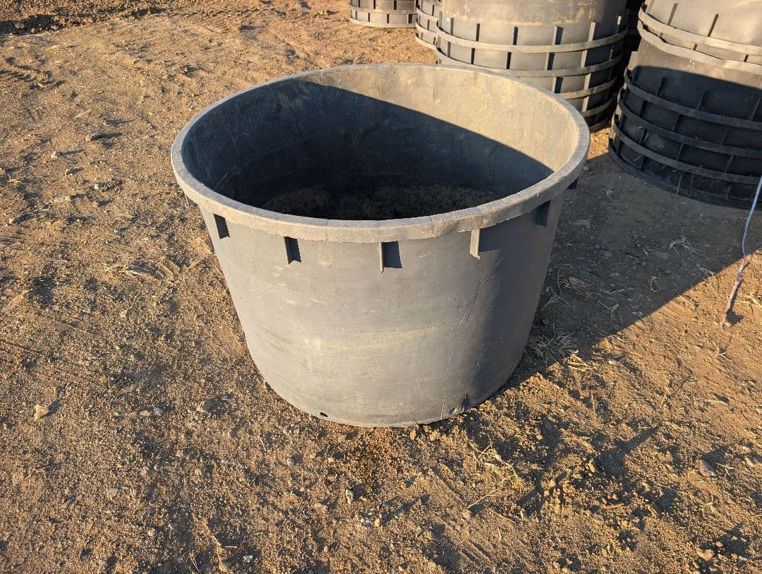 【27個セット】イタリア製 超大型ナーセリーポット 1000L 植木鉢 樹脂製