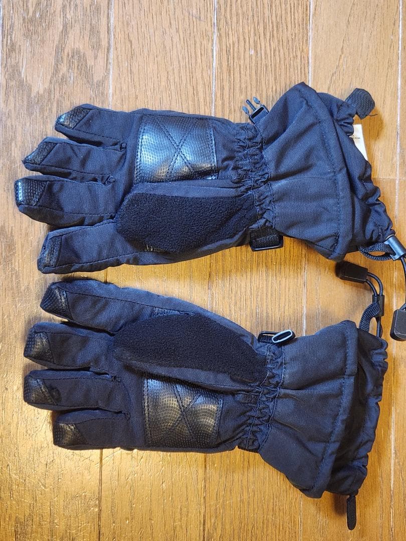 Burton 子ども用スノーボードウェア上下セット 140 ジャケットとパンツ