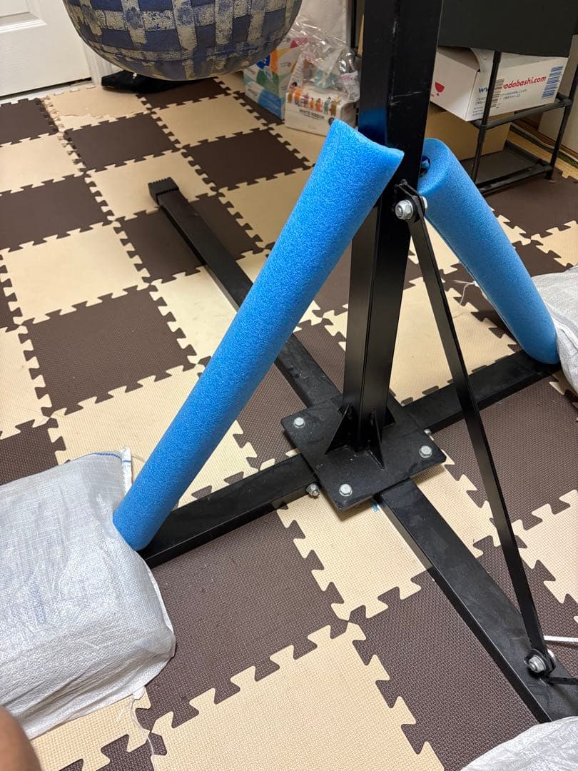 サンドバッグスタンド　サンドバッグ(ウィニング)パンチングボール