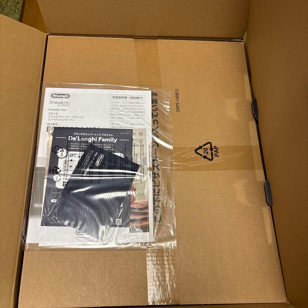 電子レンジ・オーブン DeLonghi Sfornatutto Classic EO14902J-WN