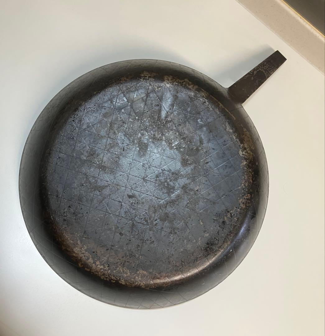 タークturk鉄製フライパンベントハンドル【深型】28cm