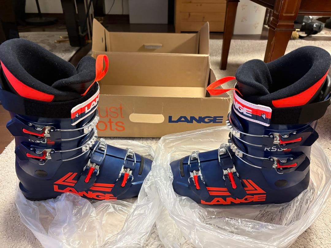 ☆finns です☆LANGE RSJ 65 スキーブーツ 24.5