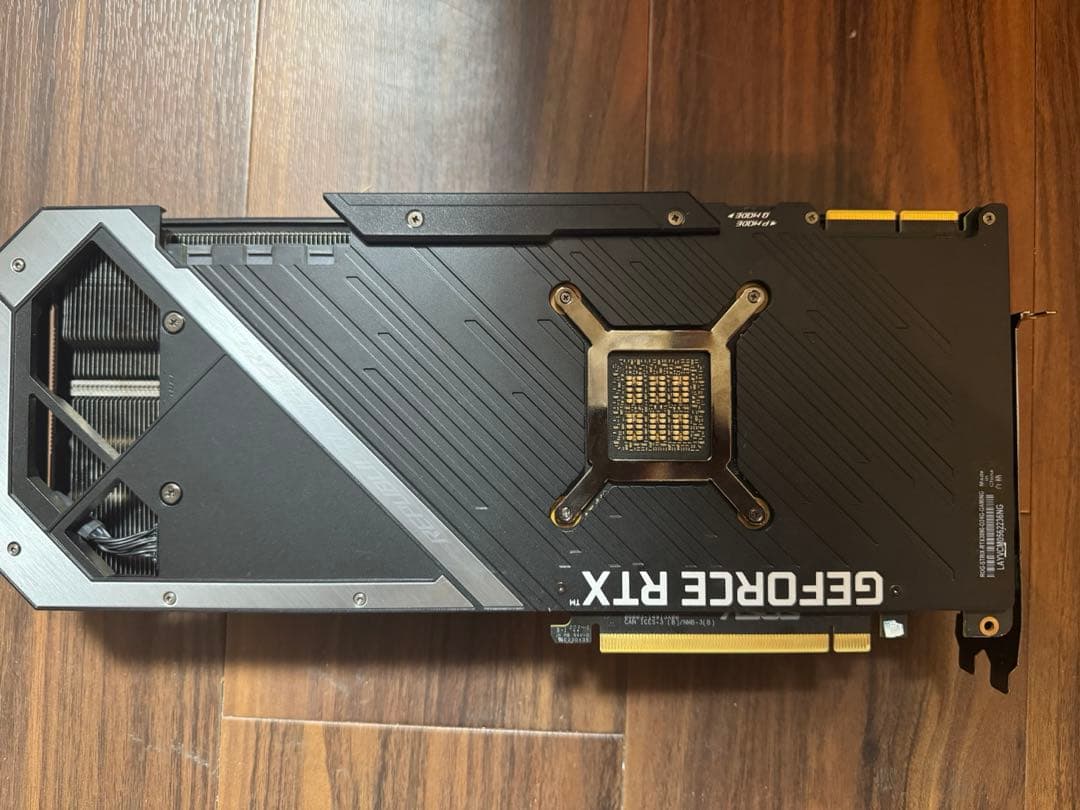 グラフィックボード・グラボ・ビデオカード ASUS GeForce RTX 3080 20GB ROG Strix