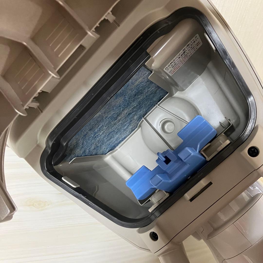 【美品】2023年日本製掃除機　日立CV-KP90K 紙パック掃除機