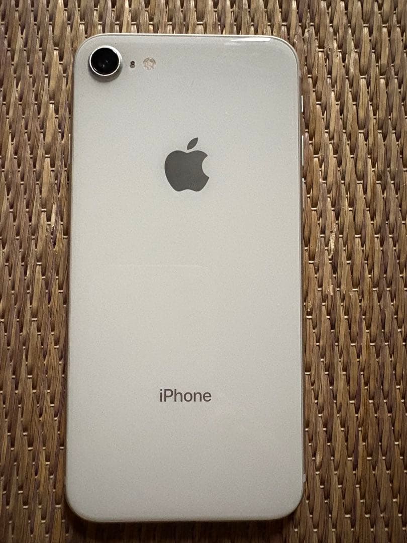 iphone8本体　docomo