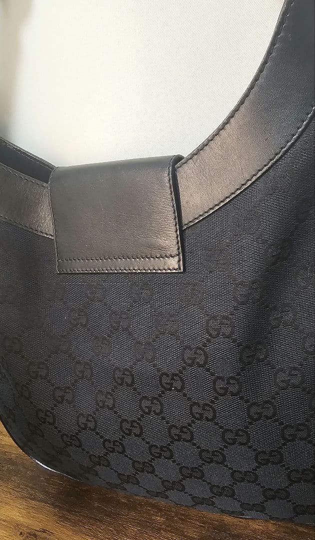 美品✨GUCCI グッチ ショルダーバッグ 黒 GGキャンバス ジャッキーレザー