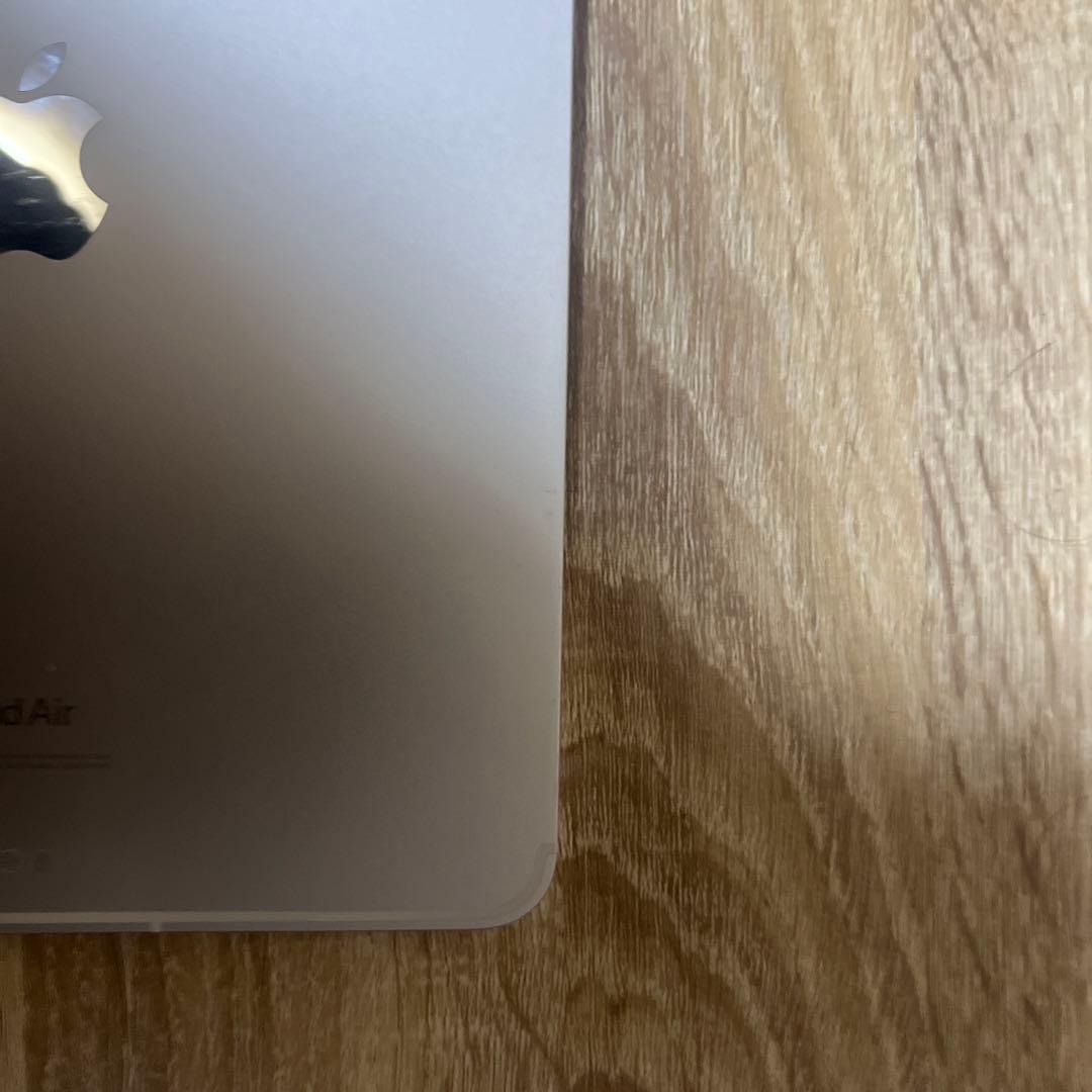 iPad Air 第5世代　11インチ　256GB シルバー 本体