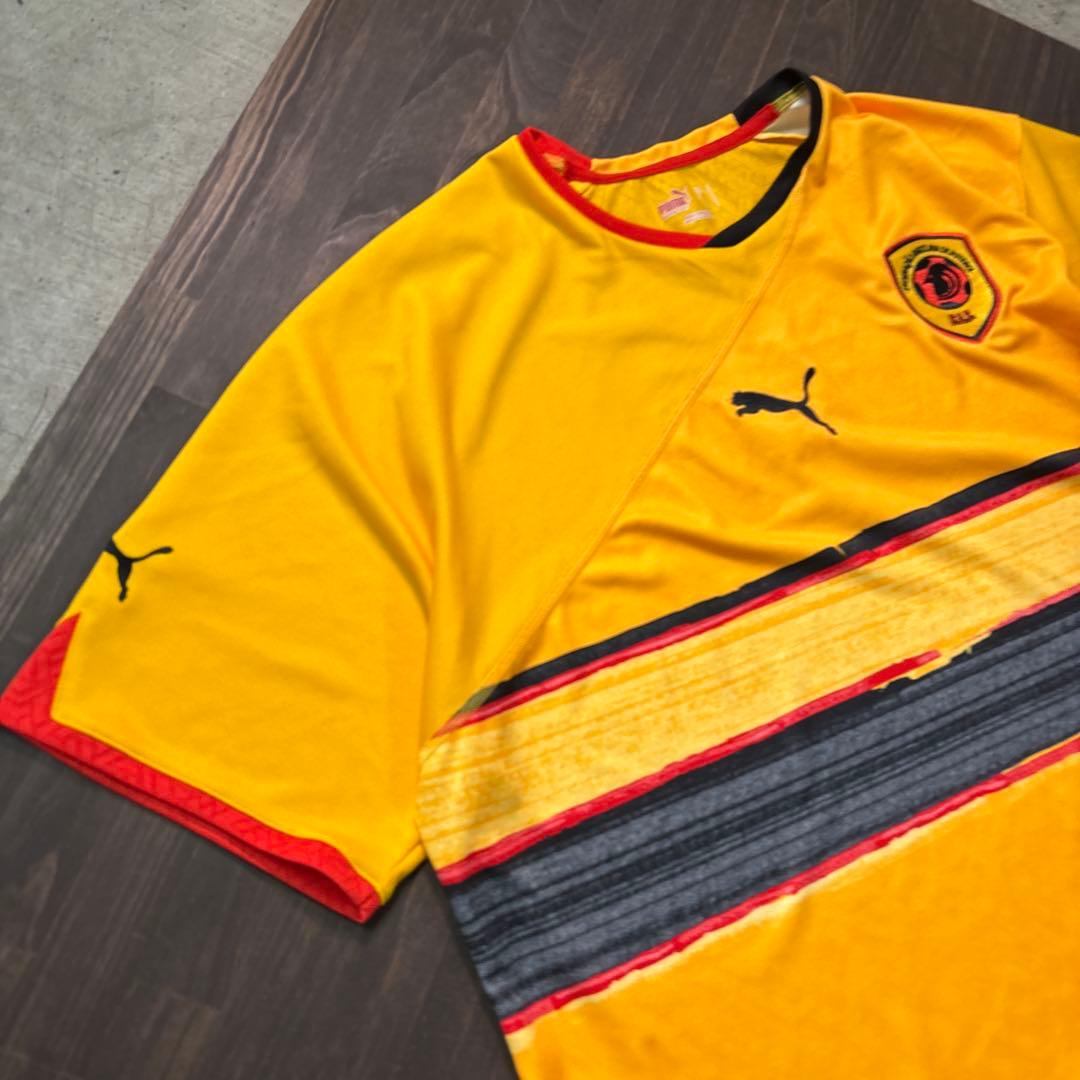 ★8SM2 PUMA 2006 ゲームシャツ　アンゴラ代表　黄色　古着