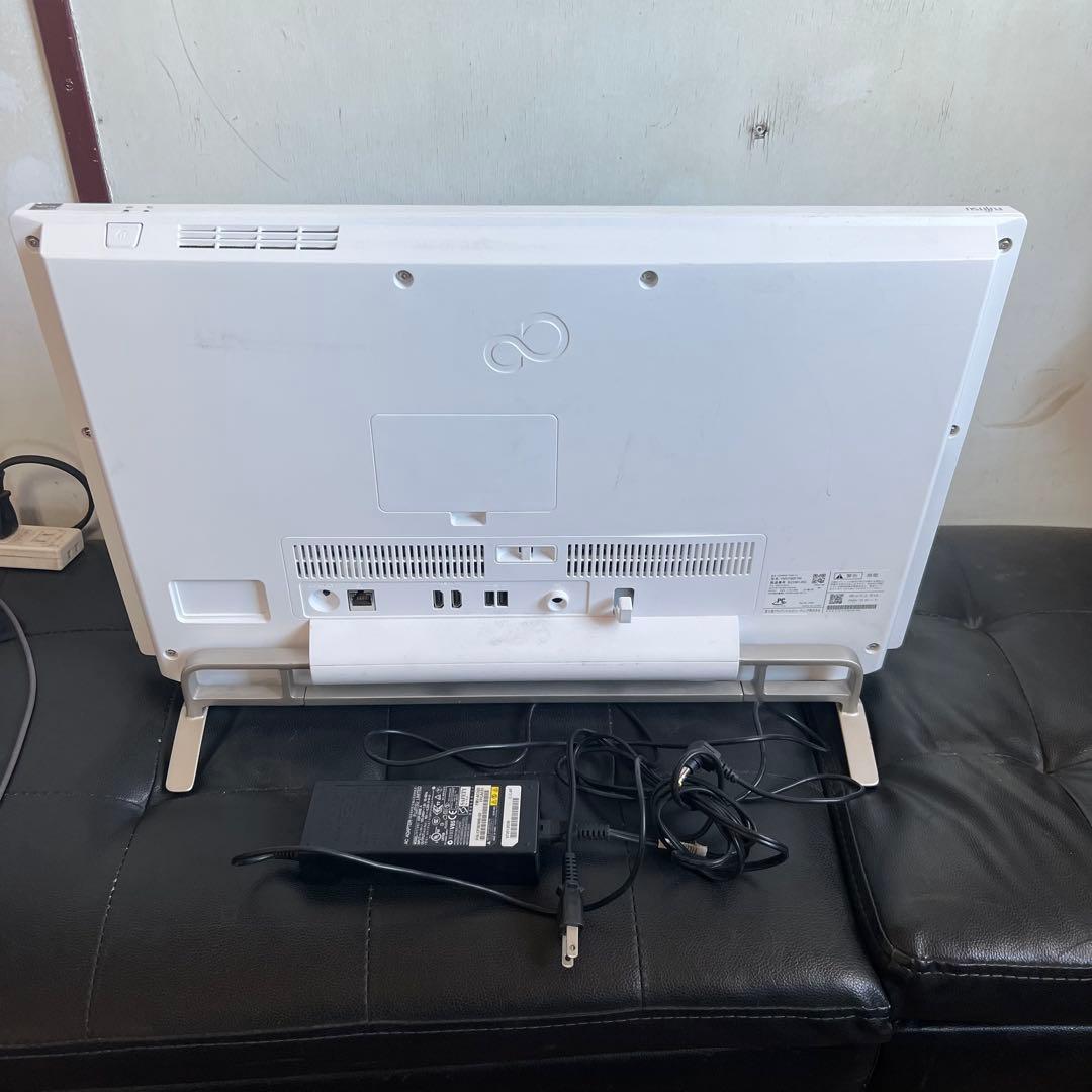 FUJITSU ESPRIMO FMVF60F3W 一体型 パソコン