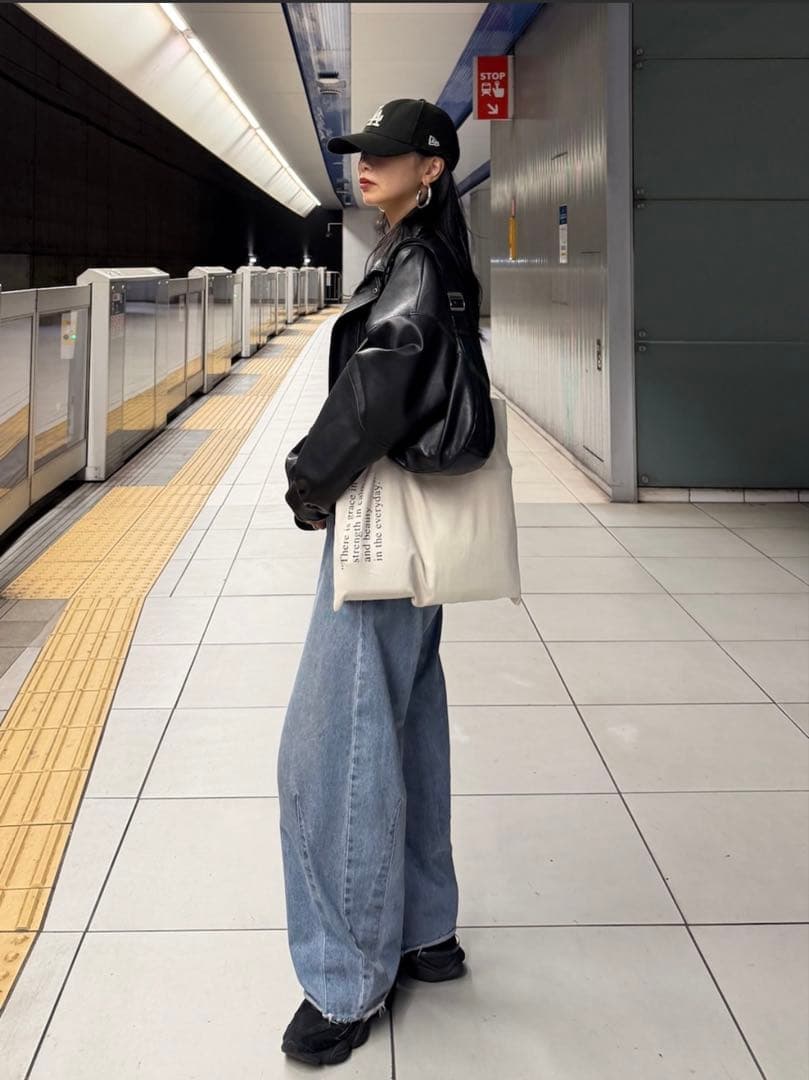 russet ソフトレザーラウンドショルダーバッグ(CE-1326)