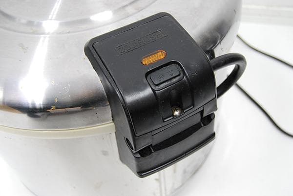 象印 2013年製 電子ジャー 3升 ステンレス 炊飯器 THS-C60A