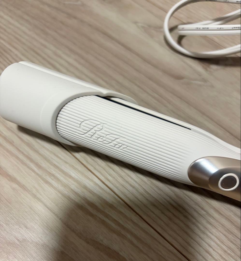 リファストレートアイロン プロ【ReFa】アイボリー