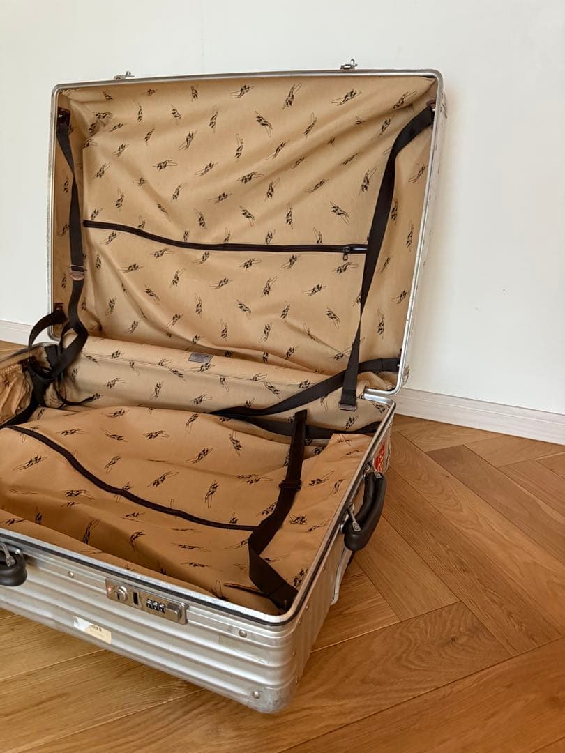 ⭐︎希少・廃盤モデル⭐︎ RIMOWA（リモワ）104L 四輪　クラシックフライト