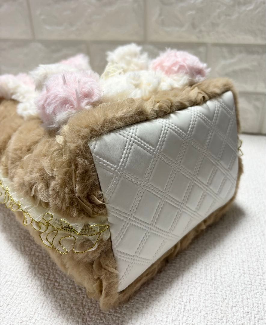 は*☆様 コヤンイサムチョン　サイドファスナーバッグ　ベージュファー　白うさちゃ