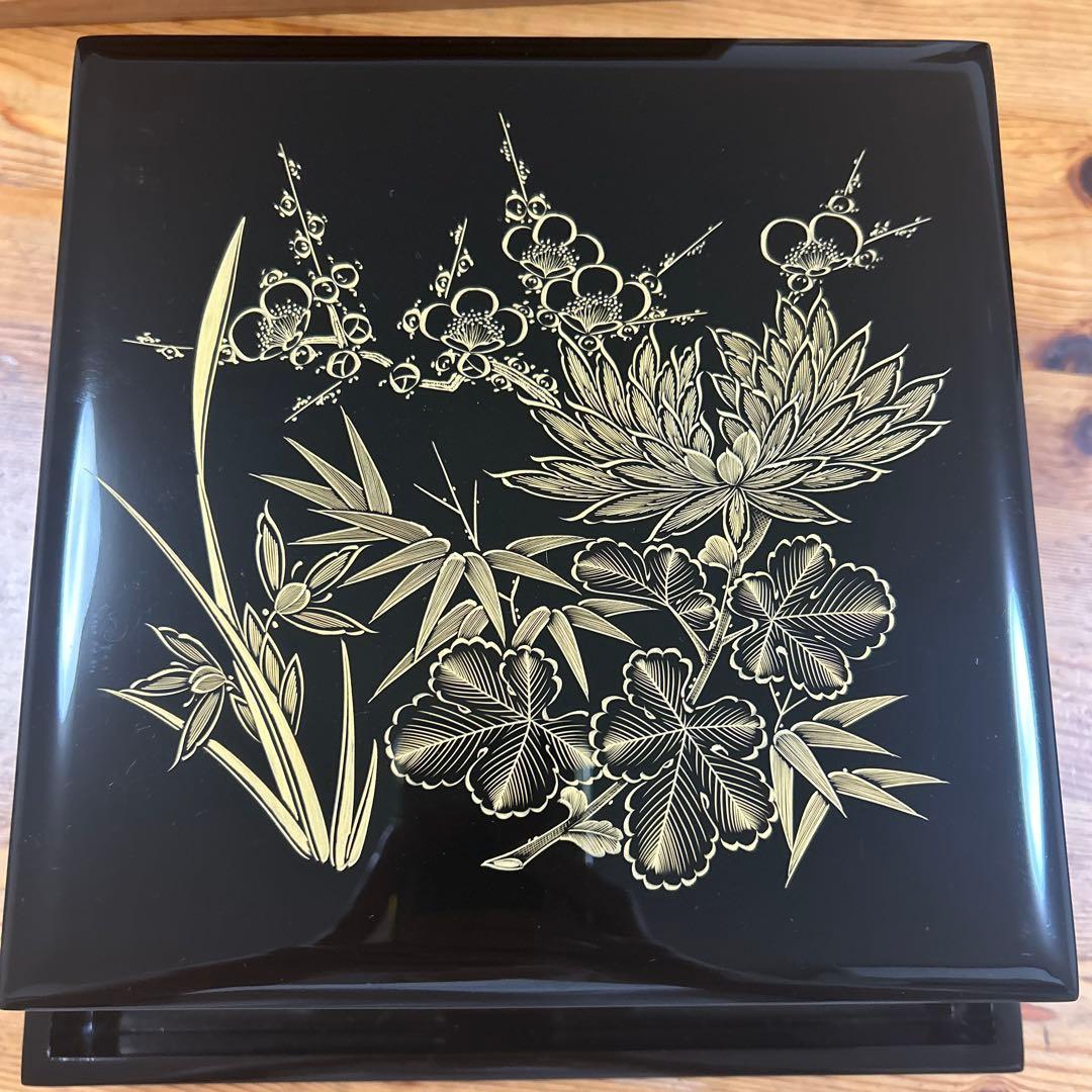 希少　輪島塗　輪島屋　高級漆器　沈金　二段重　金彩蒔絵　台付　伝統工芸　天然木