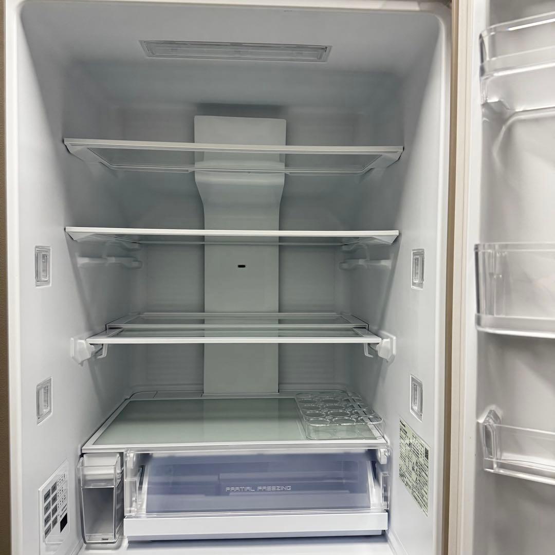 ハウル ！Panasonic 冷蔵庫 450L 5ドア 24年製