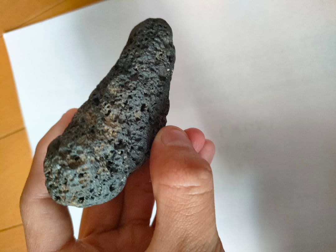 謎石(分かる方教えてください)