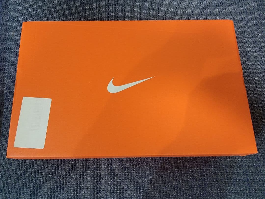 【新品・未使用】ナイキ ズームライバルフライ ２５.５㎝　CD7288 003