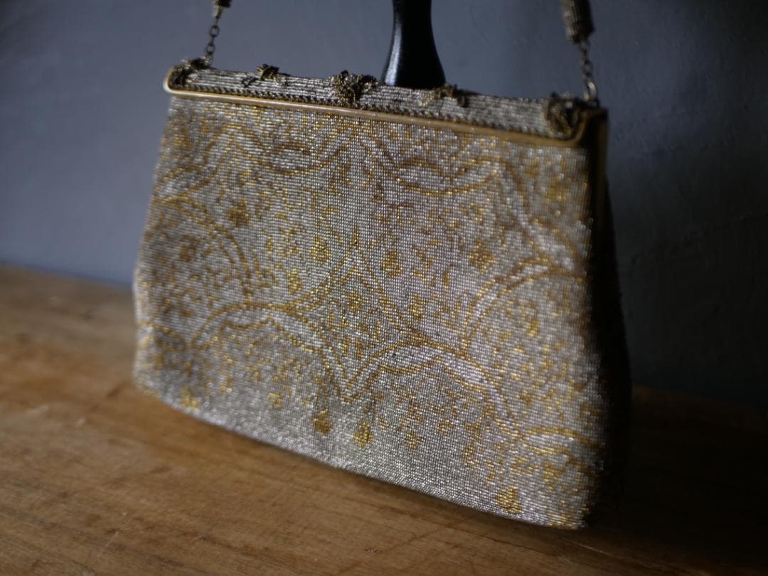 マイクロビーズ　アンティークバッグ　フランスアンティーク　アンティークのある暮ら